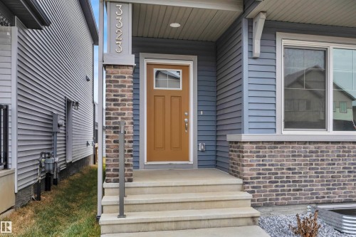 3323 Erlanger Bend, Edmonton, AB - Outdoor