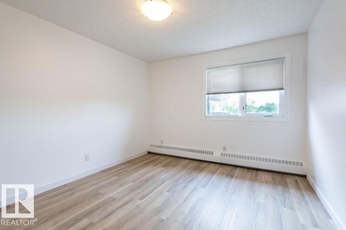 52 10208 113 Street, Edmonton, AB - Indoor Photo Showing Other Room