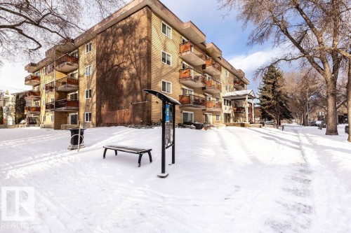 52 10208 113 Street, Edmonton, AB - Outdoor