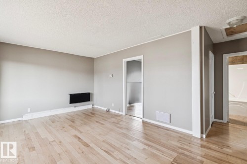12127 107 Street, Edmonton, AB - Indoor Photo Showing Other Room