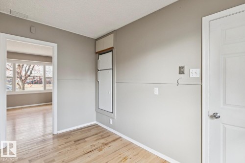 12127 107 Street, Edmonton, AB - Indoor Photo Showing Other Room