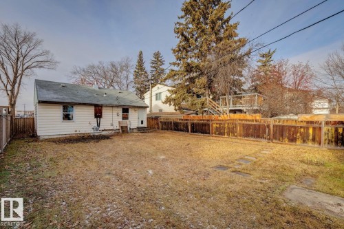 12127 107 Street, Edmonton, AB - Outdoor