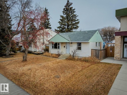 12127 107 Street, Edmonton, AB - Outdoor