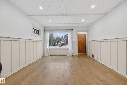 9653 83 Avenue, Edmonton, AB - Indoor