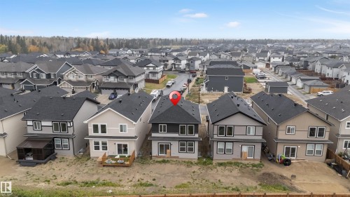 60 Hemingway Crescent, Spruce Grove, AB - Outdoor With Facade