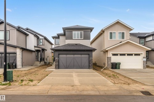60 Hemingway Crescent, Spruce Grove, AB - Outdoor With Facade
