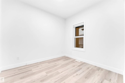 60 Hemingway Crescent, Spruce Grove, AB - Indoor Photo Showing Other Room