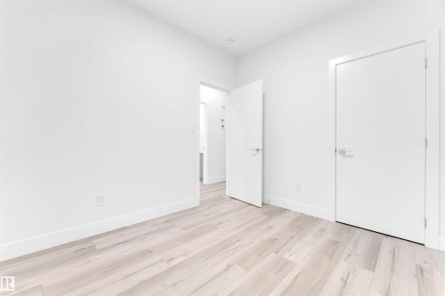 60 Hemingway Crescent, Spruce Grove, AB - Indoor Photo Showing Other Room