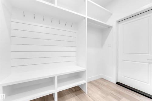 60 Hemingway Crescent, Spruce Grove, AB - Indoor