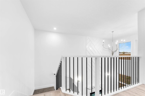 60 Hemingway Crescent, Spruce Grove, AB - Indoor Photo Showing Other Room