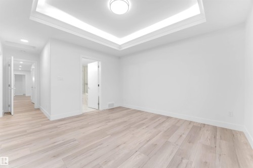 60 Hemingway Crescent, Spruce Grove, AB - Indoor Photo Showing Other Room