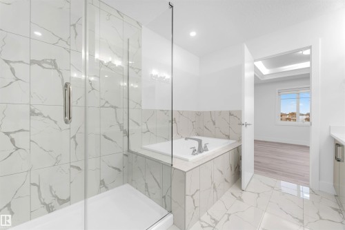 60 Hemingway Crescent, Spruce Grove, AB - Indoor Photo Showing Bathroom