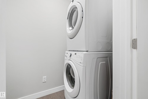 101 5151 Windermere Boulevard, Edmonton, AB - Indoor Photo Showing Laundry Room