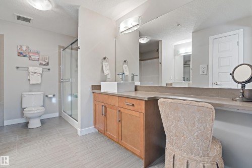 101 5151 Windermere Boulevard, Edmonton, AB - Indoor Photo Showing Bathroom