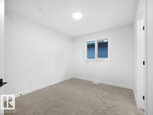 3326 Chickadee Dr, Edmonton, AB - Indoor Photo Showing Other Room