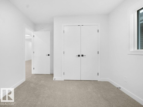 3326 Chickadee Dr, Edmonton, AB - Indoor Photo Showing Other Room