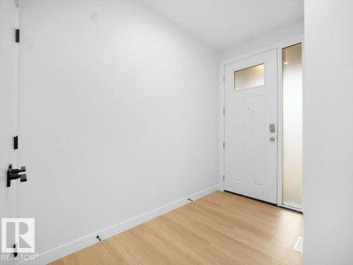 3326 Chickadee Dr, Edmonton, AB - Indoor Photo Showing Other Room