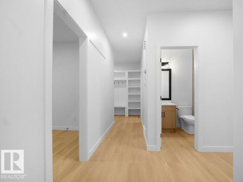 3326 Chickadee Dr, Edmonton, AB - Indoor Photo Showing Other Room