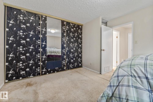 11960 145 Avenue, Edmonton, AB - Indoor Photo Showing Bedroom