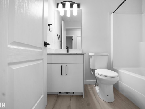 26 16933 115 Street, Edmonton, AB - Indoor Photo Showing Bathroom