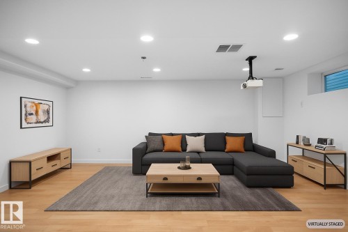 26 16933 115 Street, Edmonton, AB - Indoor