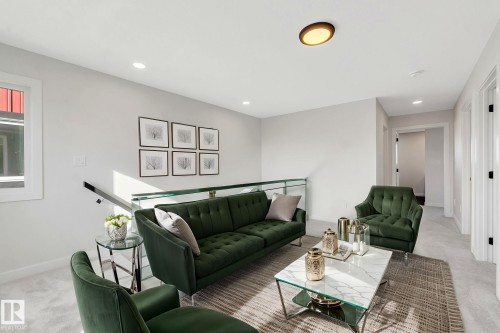 28 Eldridge Point(E), St. Albert, AB - Indoor Photo Showing Living Room