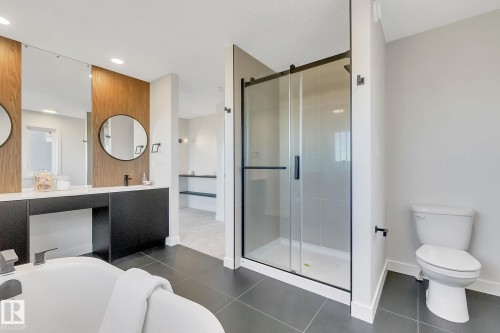28 Eldridge Point(E), St. Albert, AB - Indoor Photo Showing Bathroom