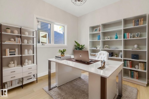 28 Eldridge Point(E), St. Albert, AB - Indoor Photo Showing Office