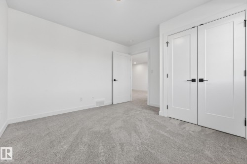 28 Eldridge Point(E), St. Albert, AB - Indoor Photo Showing Other Room