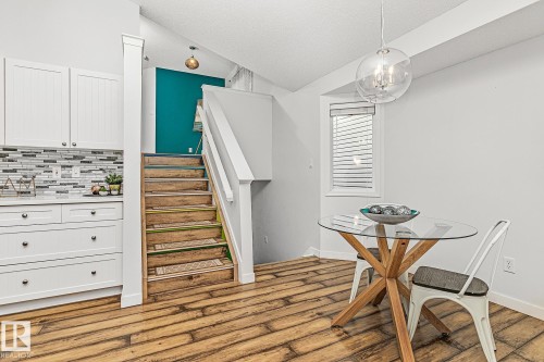 7822 Schmid Place, Edmonton, AB - Indoor Photo Showing Dining Room