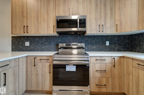 11 6519 46 Street, Wetaskiwin, AB - Indoor Photo Showing Kitchen