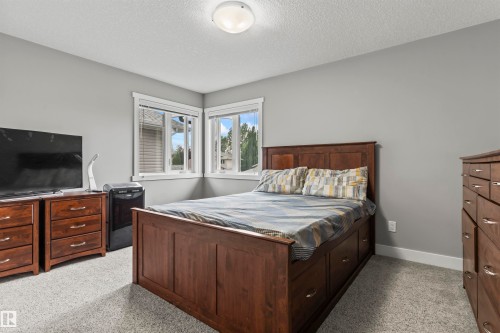3747 30 Street, Edmonton, AB - Indoor Photo Showing Bedroom