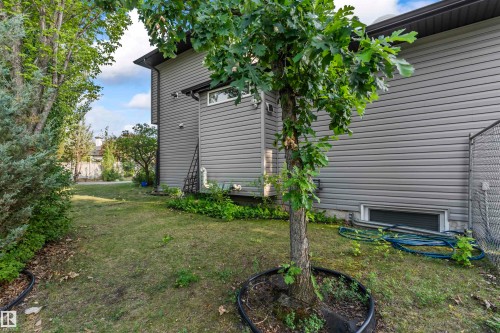 3747 30 Street, Edmonton, AB - Outdoor With Exterior