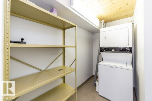 208 10009 102 Avenue, Edmonton, AB - Indoor Photo Showing Laundry Room