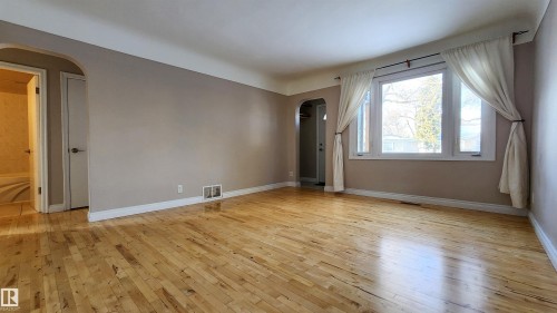 9239 92 Street, Edmonton, AB - Indoor Photo Showing Other Room