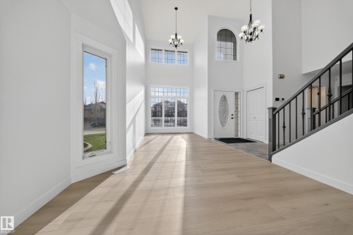 10916 175 Avenue, Edmonton, AB - Indoor Photo Showing Other Room