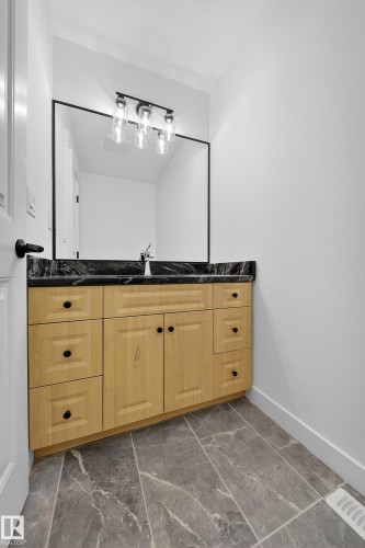 10916 175 Avenue, Edmonton, AB - Indoor Photo Showing Other Room