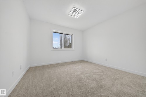 10916 175 Avenue, Edmonton, AB - Indoor Photo Showing Other Room