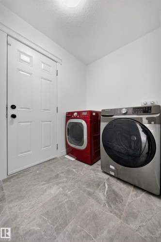 10916 175 Avenue, Edmonton, AB - Indoor Photo Showing Laundry Room