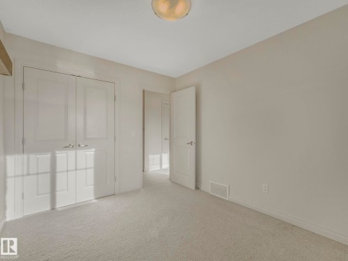 3003 16 Avenue, Edmonton, AB - Indoor Photo Showing Other Room