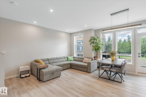 63 1304 Rutherford Road, Edmonton, AB - Indoor Photo Showing Living Room