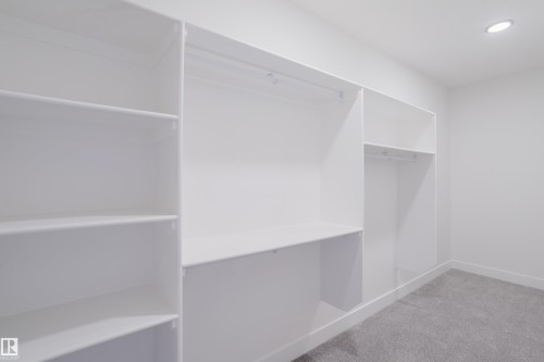 811 Elderberry Court, Edmonton, AB - Indoor With Storage