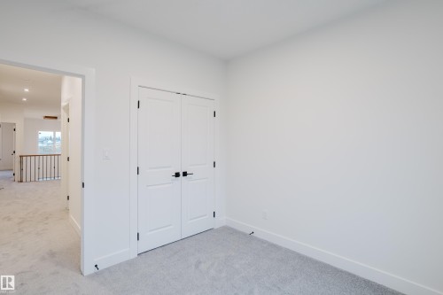 811 Elderberry Court, Edmonton, AB - Indoor Photo Showing Other Room