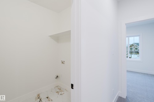 811 Elderberry Court, Edmonton, AB - Indoor Photo Showing Other Room