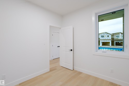 811 Elderberry Court, Edmonton, AB - Indoor Photo Showing Other Room