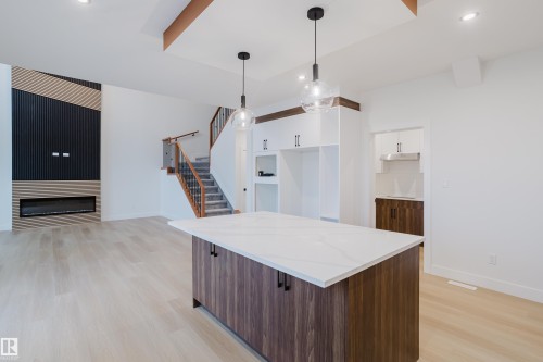 811 Elderberry Court, Edmonton, AB - Indoor