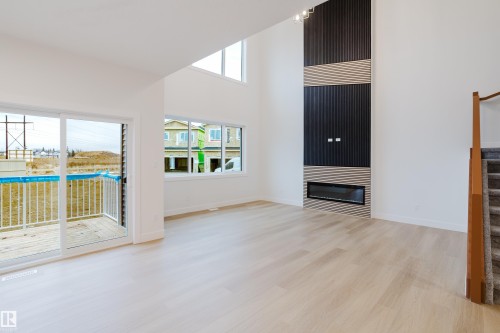 811 Elderberry Court, Edmonton, AB - Indoor