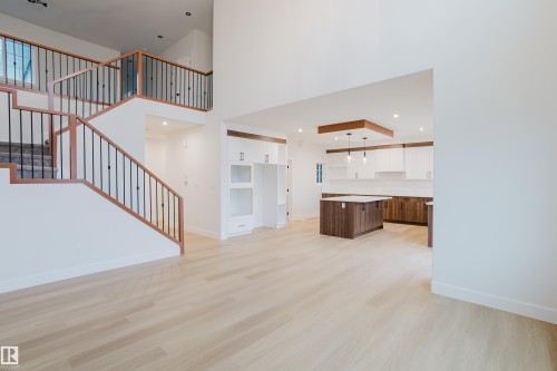 811 Elderberry Court, Edmonton, AB - Indoor Photo Showing Other Room