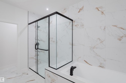 811 Elderberry Court, Edmonton, AB - Indoor