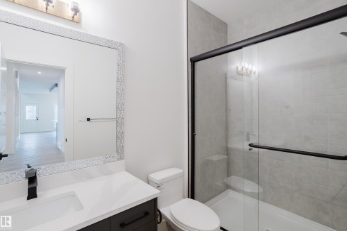 49 Renwyck Place, Spruce Grove, AB - Indoor Photo Showing Bathroom